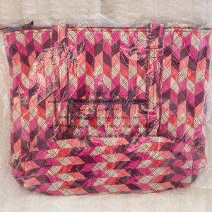 Large Vera Bradley VERA TOTE in Bohemian Chevron - New!